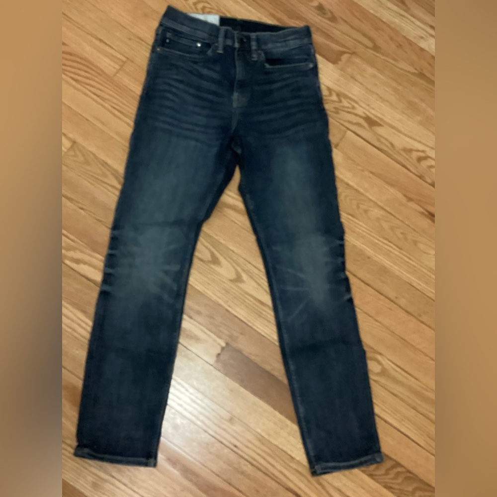Slim Fit jeans size 29x32. Perfect condition!